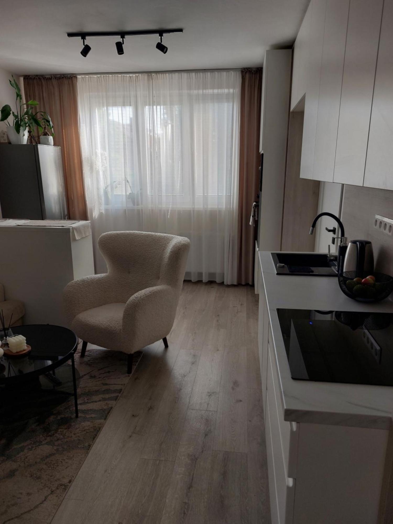 M&M Apartman Trenčín Extérieur photo